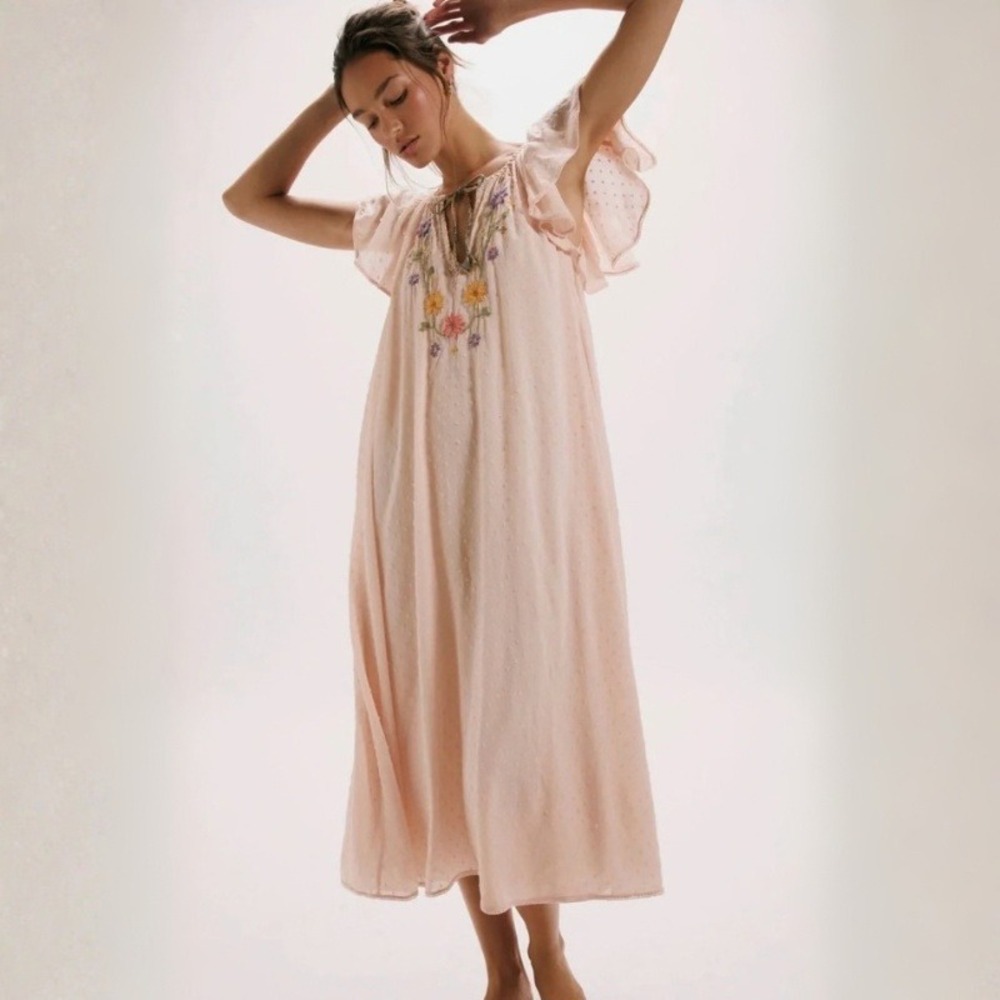 Free People Savannah Rose Midi Dress NWT Size M Embroidered No Slip Included